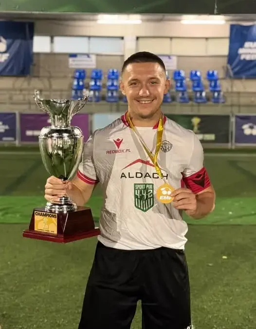 Nauczyciel z Poręby kapitanem zwycięskiej drużyny na EuroCup 2026 w Cambrils