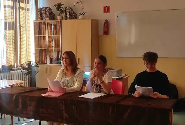 Debata uczniowska w Zawierciu – młodzież o tym, co dla niej ważne