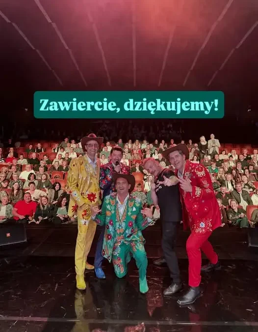 Zawiercie: komediowy spektakl „THE STRINGS 2 – JADĄ DO USA” rozbawił publiczność